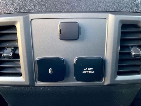 Used 2018 Ford F150 XLT w/ Equipment Group 302A Luxury image 34