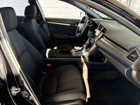 Used 2019 Honda Civic EX image 13