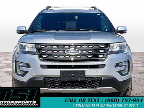 Used 2017 Ford Explorer Limited w/ Equipment Group 301A image 3
