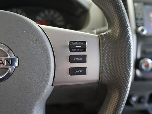 Used 2020 Nissan Frontier SV w/ SV Utility Package AWD/4WD image 16