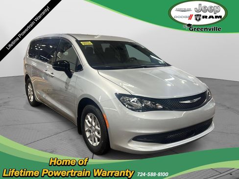 New 2026 Chrysler Voyager LX image 1