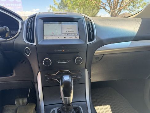 Used 2017 Ford Edge SEL w/ Equipment Group 201A image 8