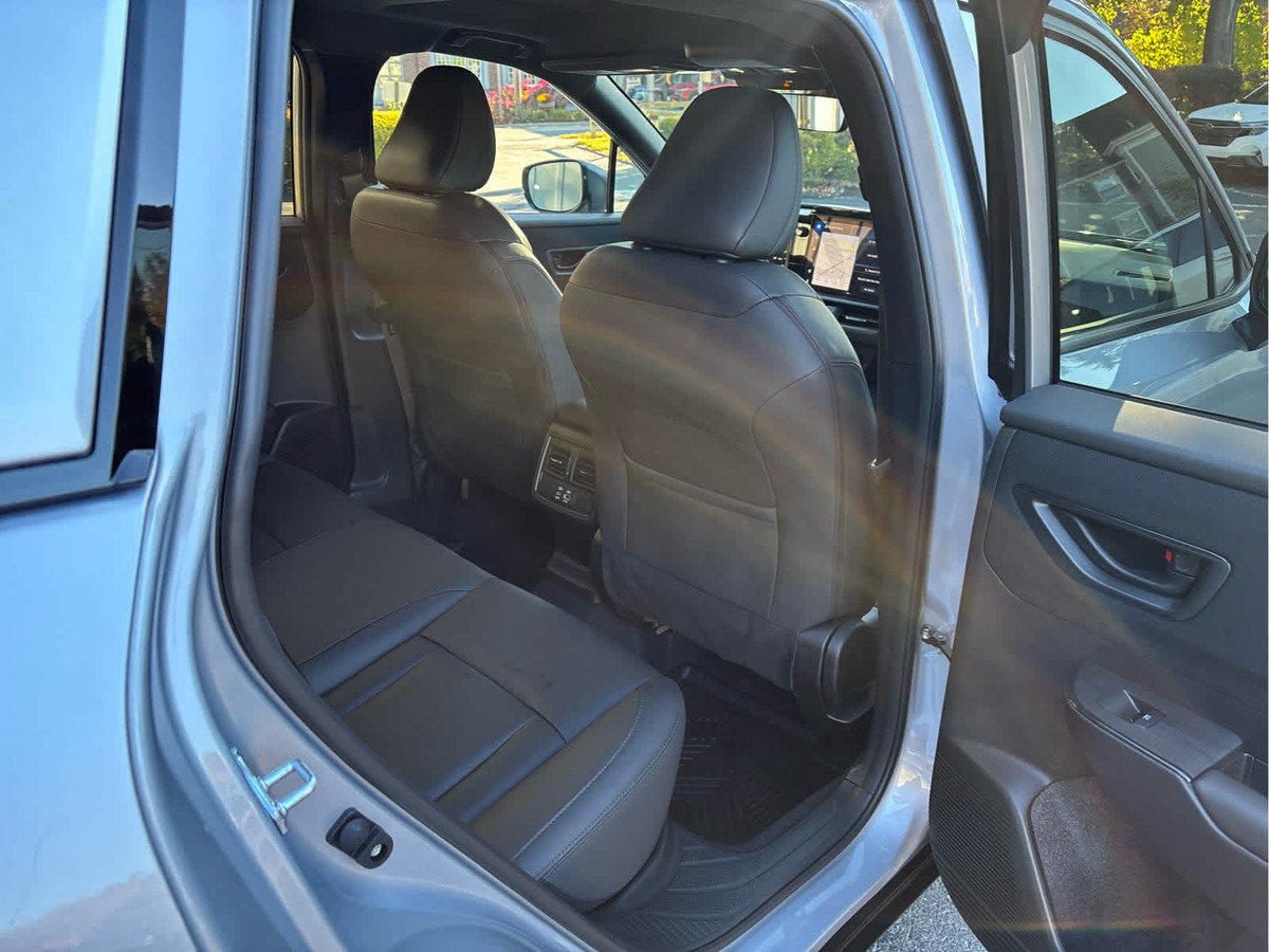 Certified 2026 Subaru Outback Premium w/ Premium/Limited Plus Package AWD/4WD image 27