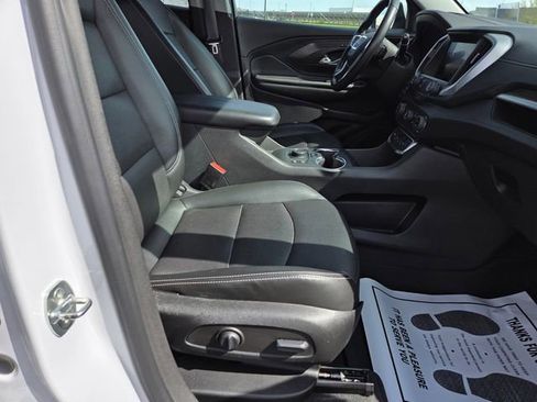 Used 2022 GMC Terrain SLT w/ Tech Package AWD/4WD image 43