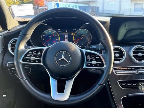 Used 2021 Mercedes-Benz C 300 Sedan image 8
