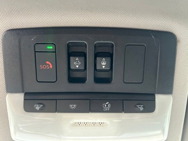 Used 2021 Nissan Rogue SV w/ Premium Package FWD image 16