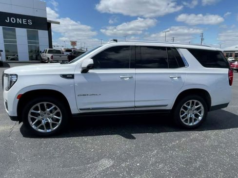 Certified 2024 GMC Yukon Denali Ultimate image 6