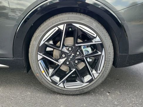 New 2026 Kia K4 GT-Line image 7