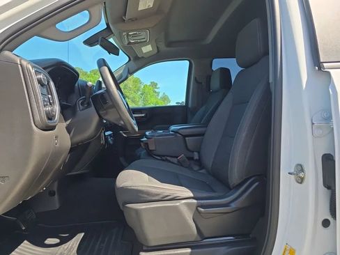 Used 2020 Chevrolet Silverado 1500 LT RWD image 16