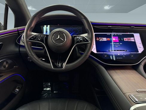 Certified 2023 Mercedes-Benz EQS 580 4MATIC Sedan image 26