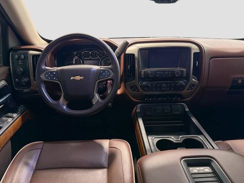 Certified 2018 Chevrolet Silverado 1500 High Country AWD/4WD image 22
