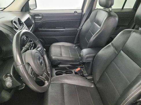 Used 2015 Jeep Patriot High Altitude image 17