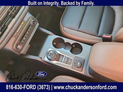 New 2025 Ford Bronco Sport Outer Banks image 14