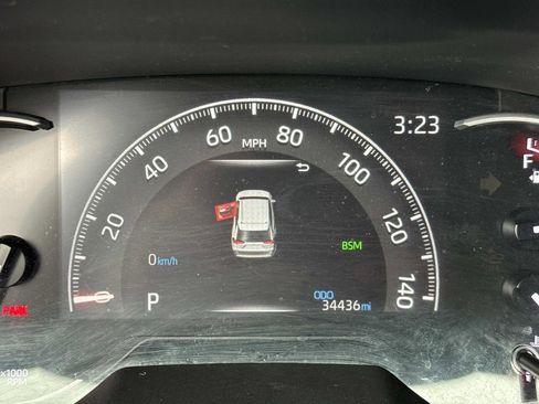 Used 2023 Toyota RAV4 XLE image 42