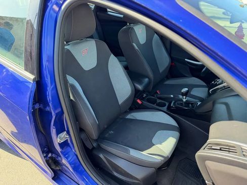Used 2014 Ford Focus ST FWD image 39