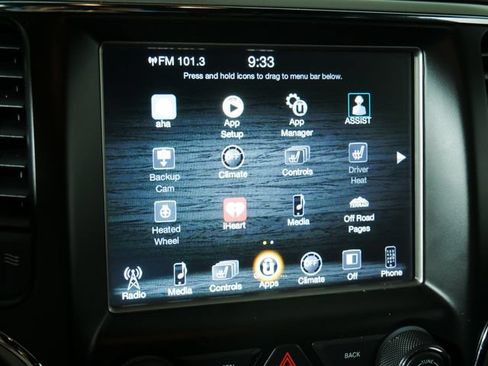 Certified 2017 Jeep Grand Cherokee Altitude AWD/4WD image 28