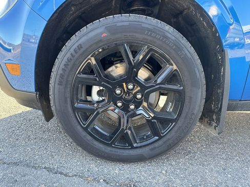 New 2025 Ford Maverick XLT w/ XLT Luxury Package image 24