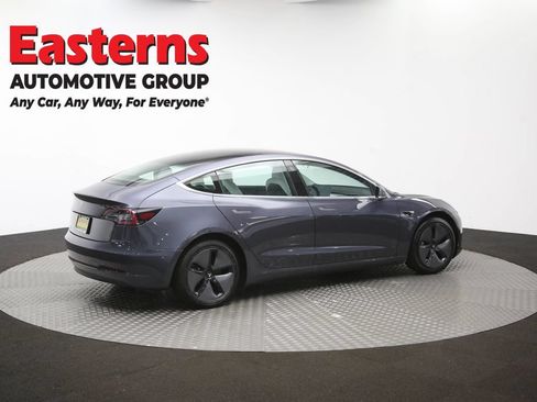 Used 2019 Tesla Model 3 Standard Range RWD image 37