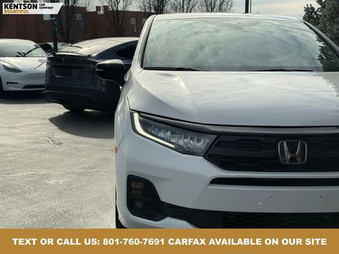 Used 2025 Honda Odyssey Sport-L image 14