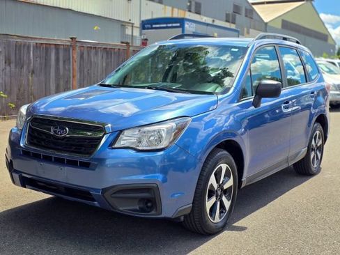 Used 2018 Subaru Forester 2.5i w/ Alloy Wheel Package AWD/4WD image 3