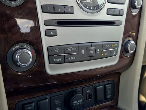 Used 2018 INFINITI QX80 2WD w/ Driver Assistance Package image 29