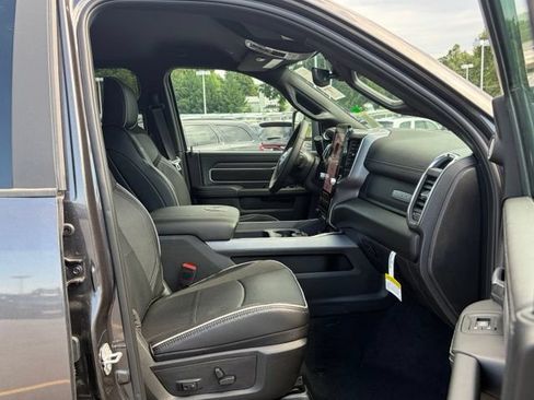 New 2026 RAM 2500 Laramie AWD/4WD image 27