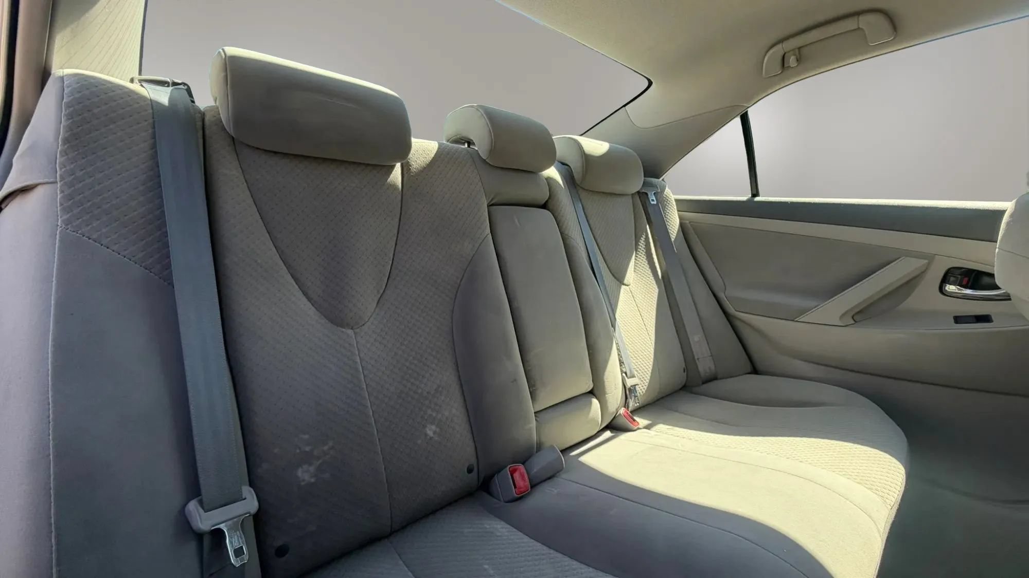 Used 2007 Toyota Camry LE FWD image 26