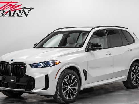 Used 2024 BMW X5 M60i image 1