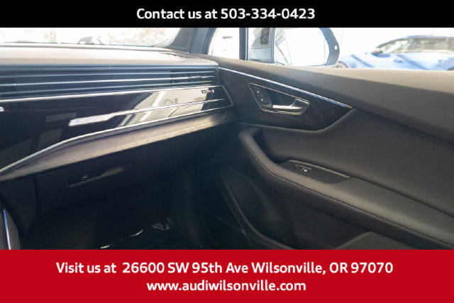 Used 2024 Audi Q7 3.0T Prestige AWD/4WD image 11