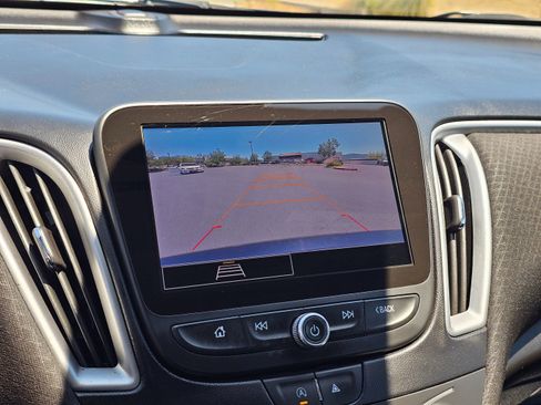 Used 2023 Chevrolet Malibu LT FWD image 30