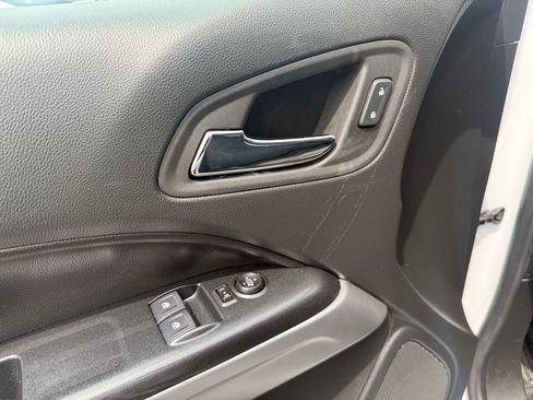 Used 2022 Chevrolet Colorado LT w/ Fleet Safety Package RWD image 15