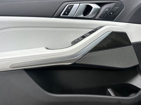 Certified 2023 BMW X5 M50i w/ Executive Package image 12