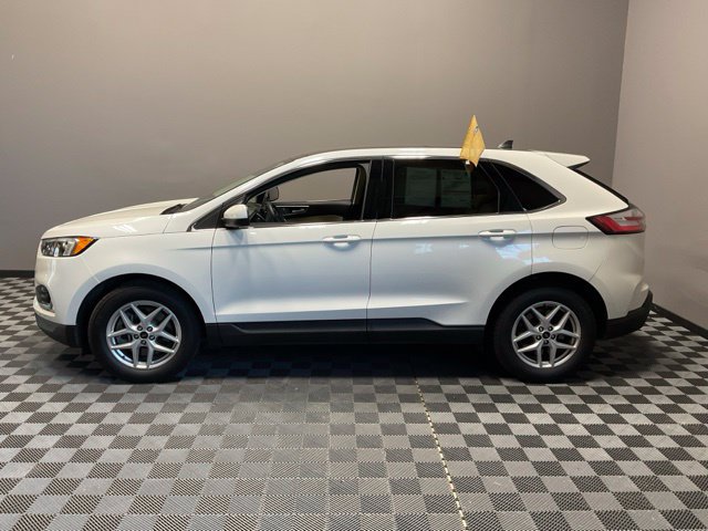 Used 2024 Ford Edge SEL w/ Convenience Package AWD/4WD image 6