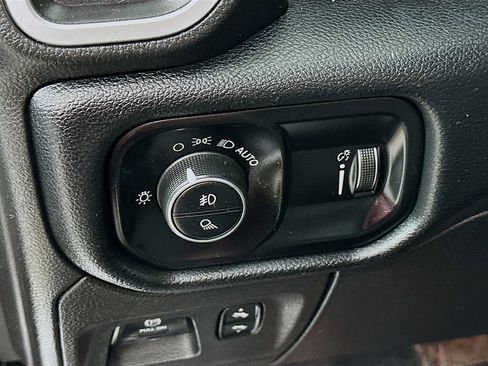 Certified 2021 RAM 1500 Big Horn image 16