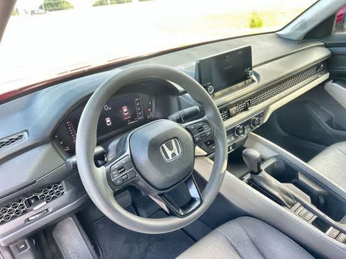 Used 2023 Honda Accord EX image 15