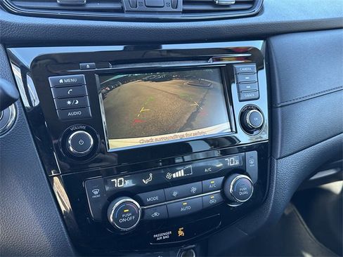 Certified 2020 Nissan Rogue SV image 31
