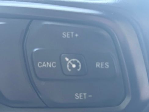 Used 2021 Jeep Wrangler Unlimited Sport AWD/4WD image 24
