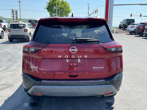 Used 2023 Nissan Rogue SV w/ SV Premium B Package AWD/4WD image 6