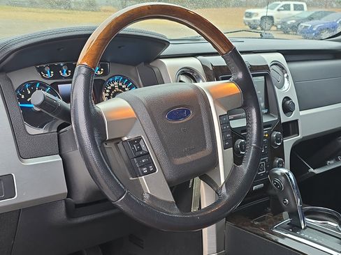 Used 2013 Ford F150 Platinum image 13