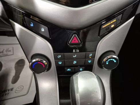 Used 2012 Chevrolet Cruze LS w/ Connectivity Package FWD image 12