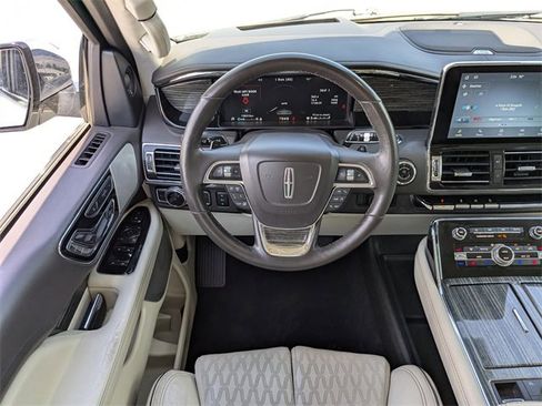 Used 2020 Lincoln Navigator L Black Label w/ Cargo Convenience Package image 17