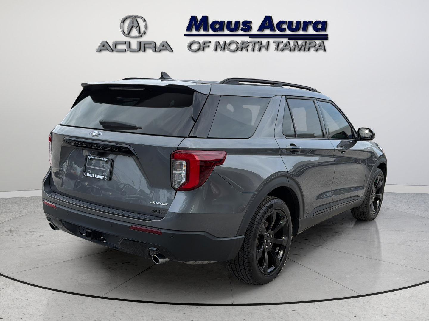 Used 2024 Ford Explorer ST-Line w/ Class IV Trailer Tow Package AWD/4WD image 10