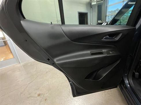 Used 2023 Chevrolet Equinox LT FWD image 20