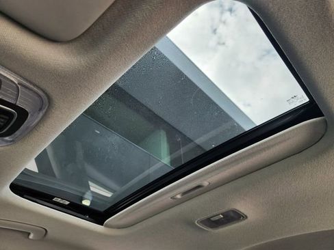 Certified 2025 Hyundai Elantra SEL FWD image 18