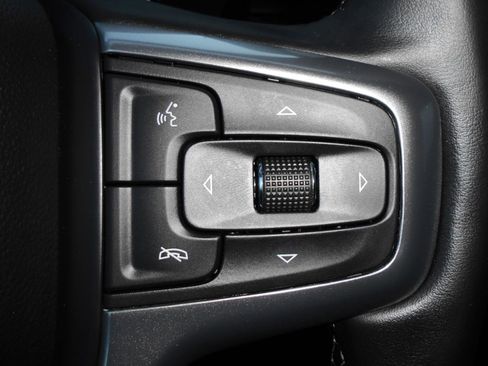 Used 2023 Chevrolet Silverado 1500 LT w/ Z71 Off-Road Package image 19