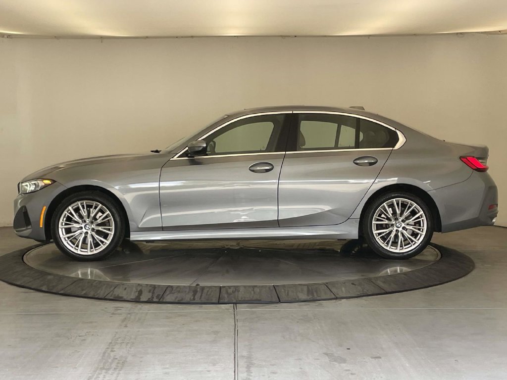 Used 2024 BMW 330i xDrive Sedan w/ Premium Package AWD/4WD image 2