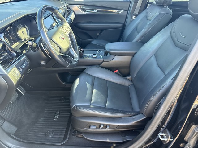 Used 2022 Cadillac XT6 Sport w/ LPO, ONYX Package AWD/4WD image 10