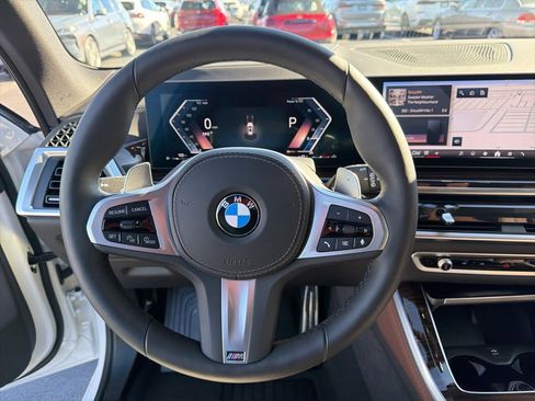 Used 2026 BMW X5 sDrive40i w/ M Sport Package image 12