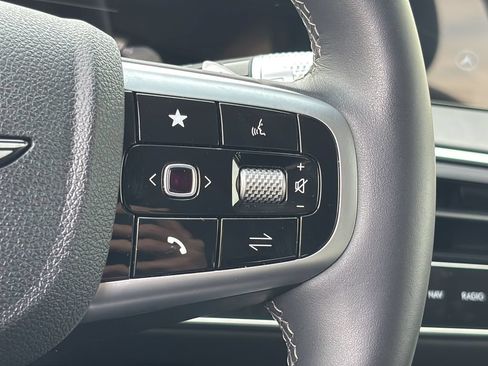 Certified 2026 Genesis GV70 2.5T AWD/4WD image 23