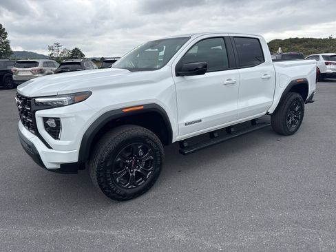 New 2025 GMC Canyon Elevation w/ Convenience Package image 7